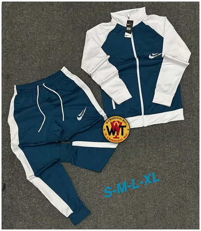 Ensemble Nike light